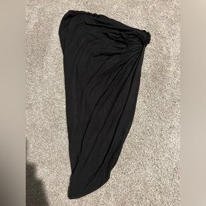 Toluca black swim cover up